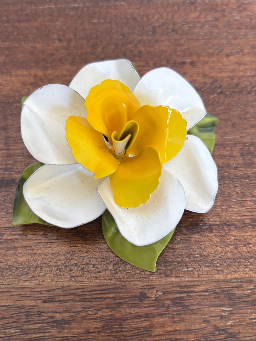 Vintage Yellow White Flower Brooch Pin Enamel Metal Floral Retro Large 3D